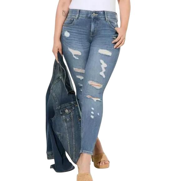 Torrid Womens Bombshell Skinny Premium Stretch High-Rise Destructed Jeans 18R - Picture 1 of 7